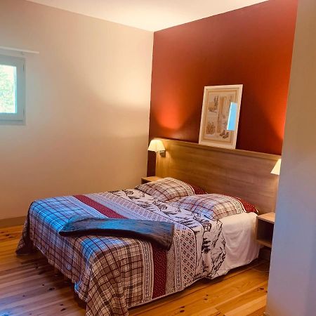 Appartement Chaleureux Chez Nadege Et Raphael 阿雷奥 外观 照片