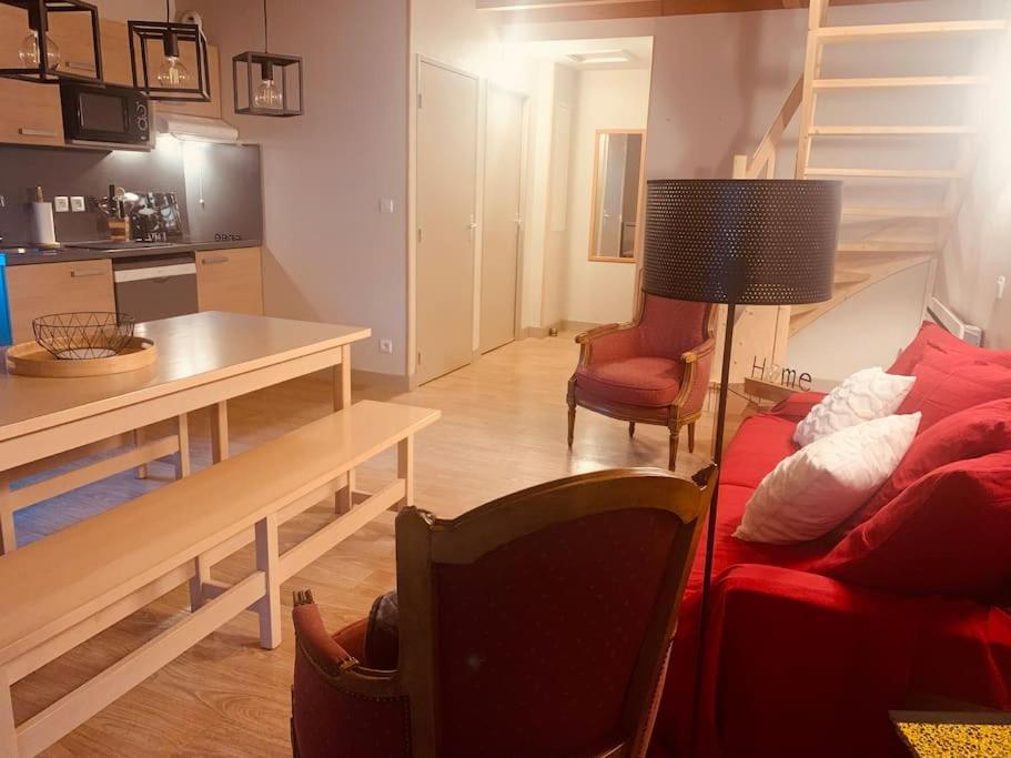 Appartement Chaleureux Chez Nadege Et Raphael 阿雷奥 外观 照片
