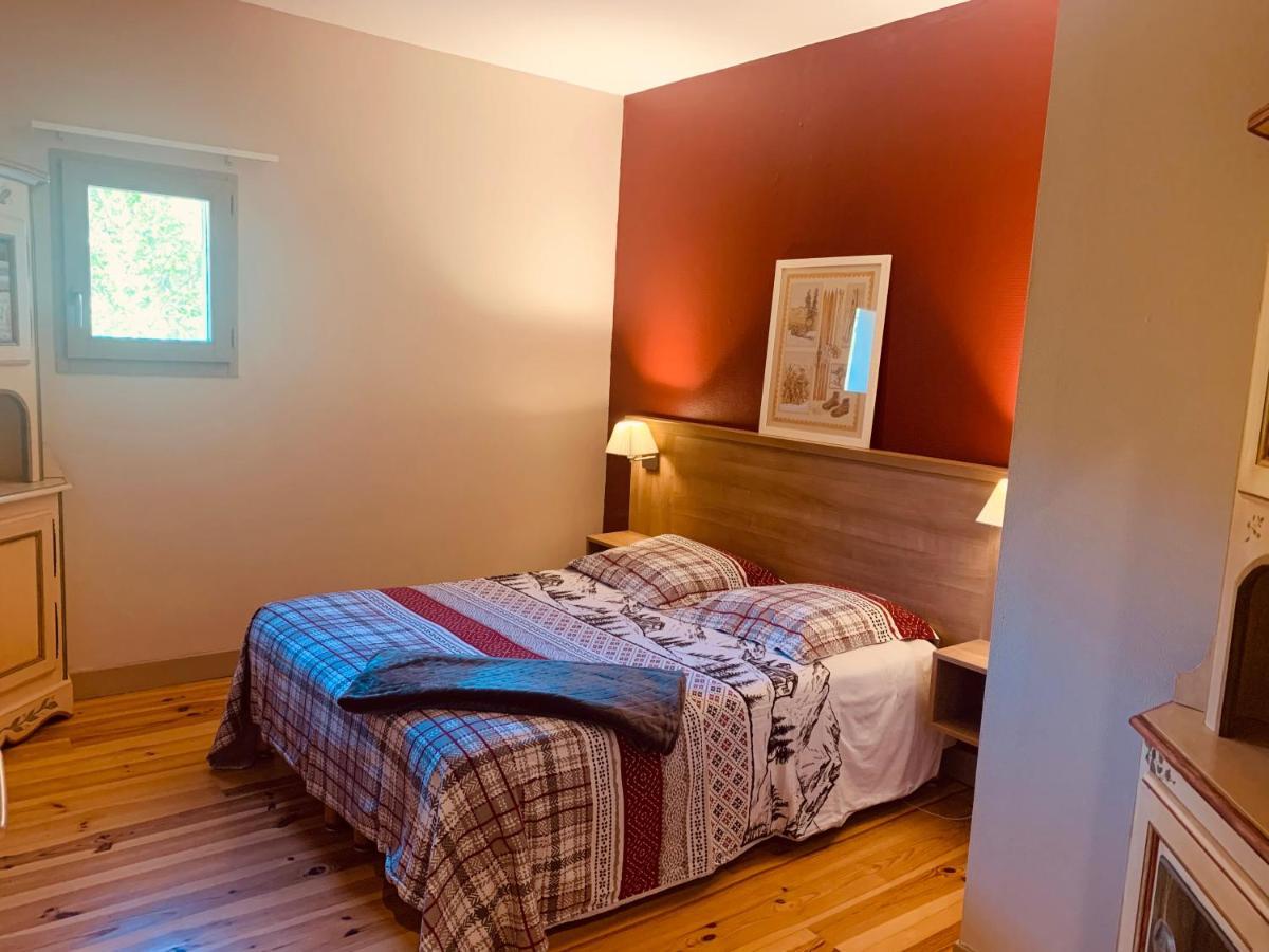 Appartement Chaleureux Chez Nadege Et Raphael 阿雷奥 外观 照片