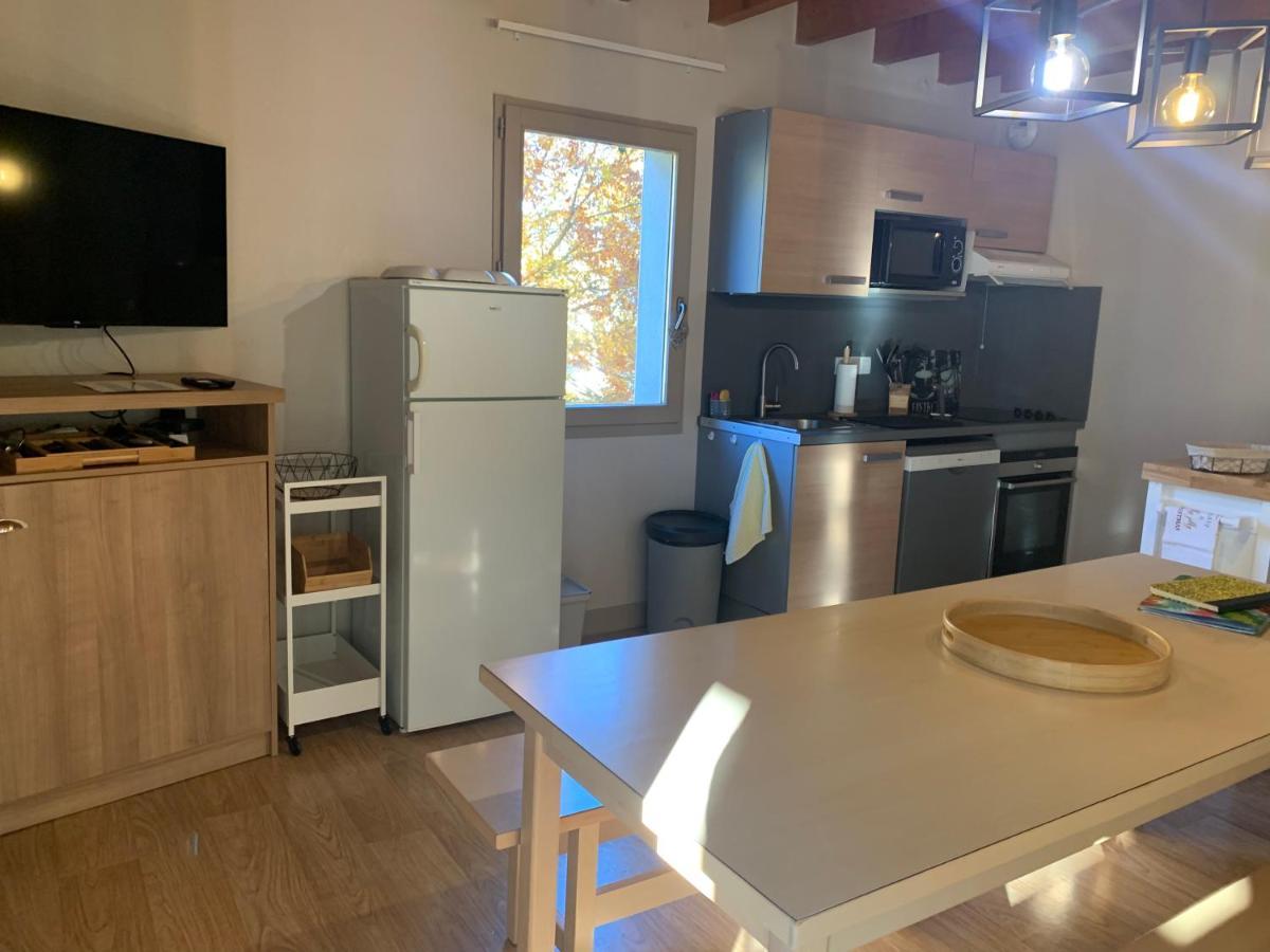 Appartement Chaleureux Chez Nadege Et Raphael 阿雷奥 外观 照片